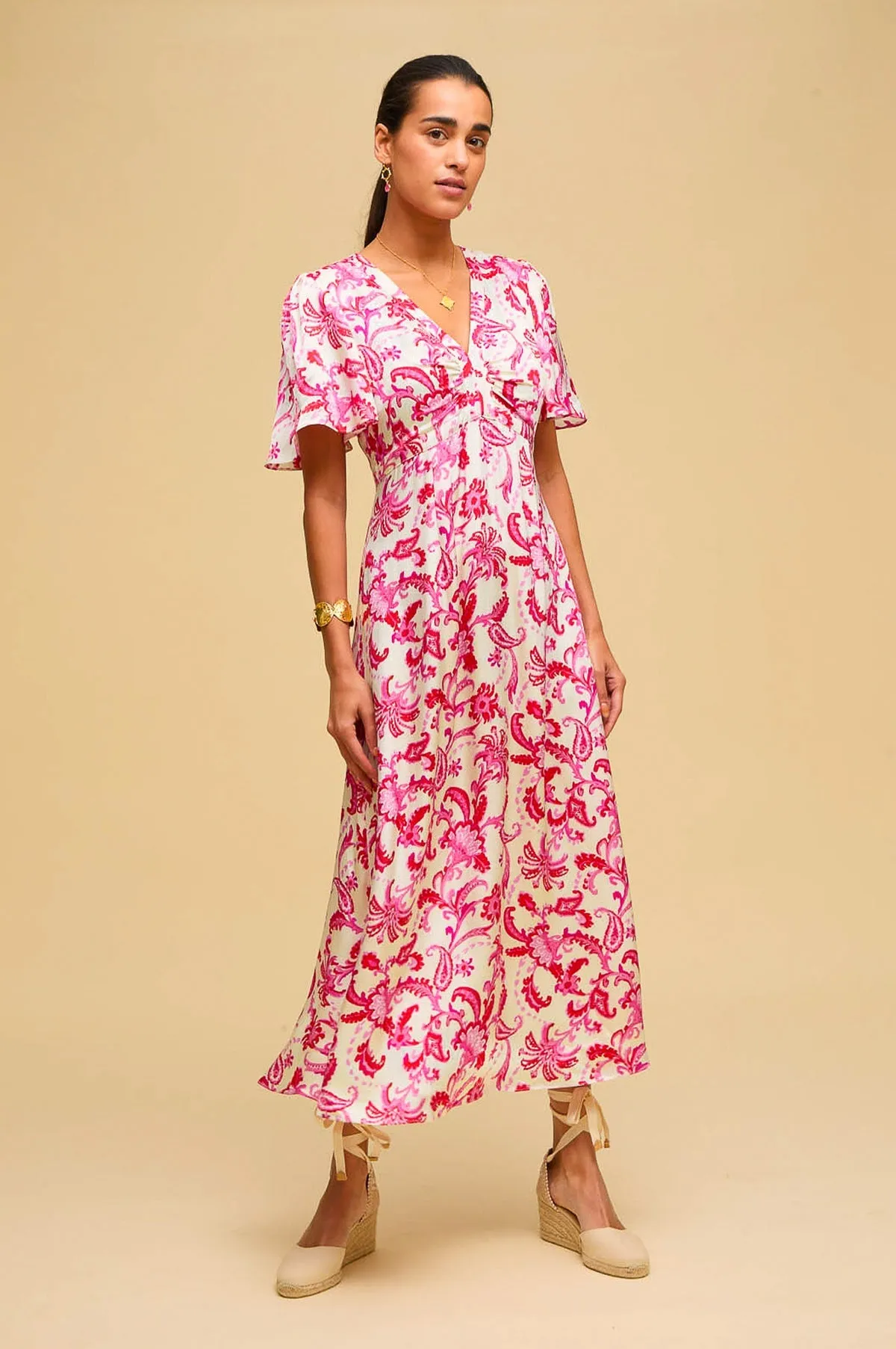 Aspiga Anais Red/White Silky Feel V-Neck Midi Dress