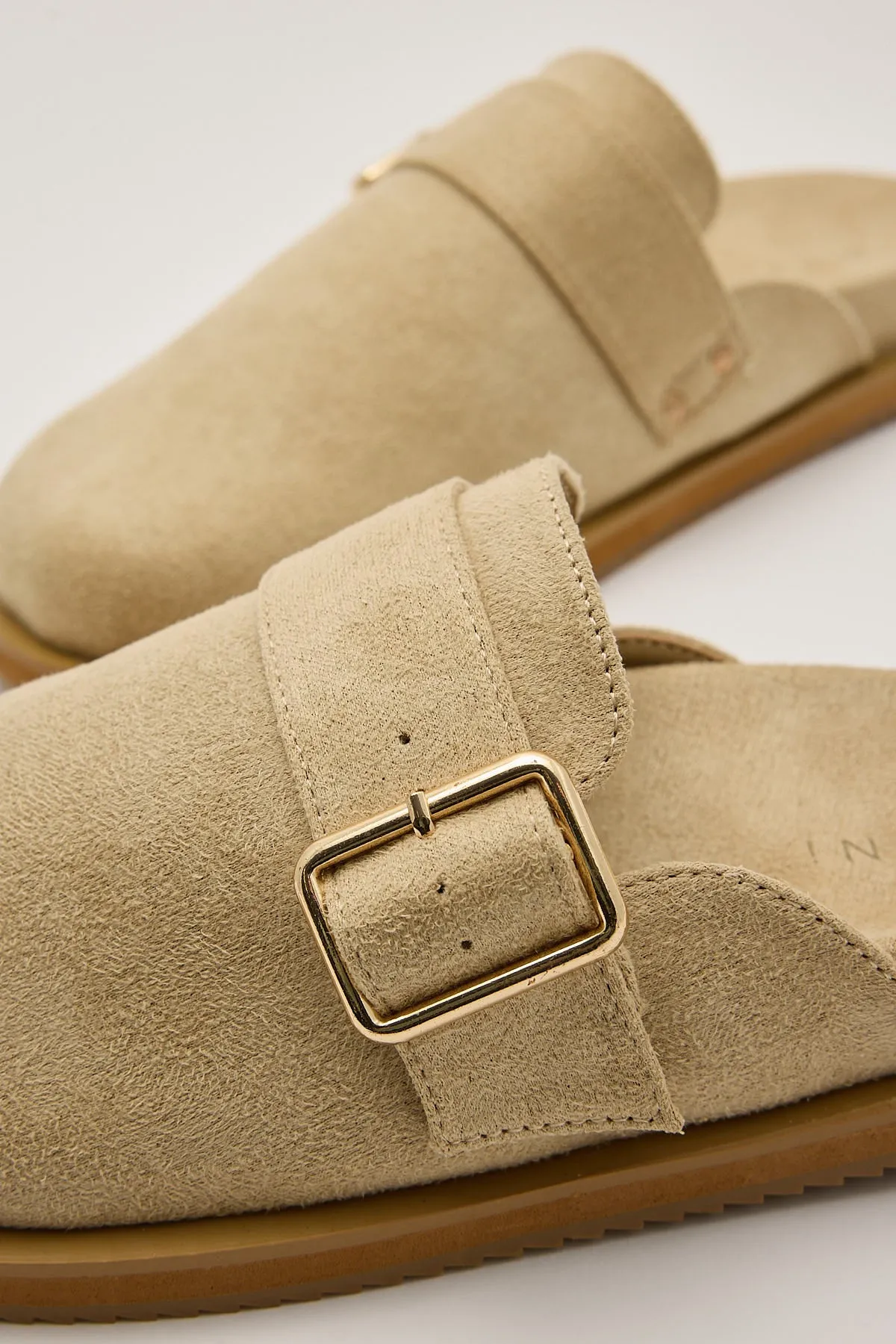 Billini Orlin Flat Desert Suede