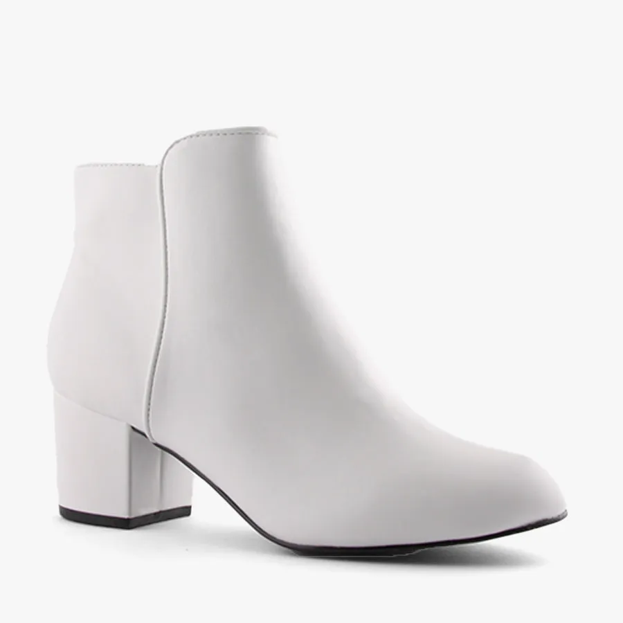 ESTA WHITE