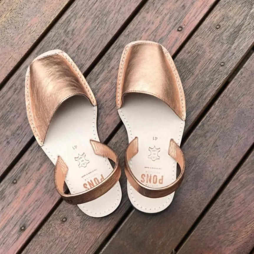Leather Avarca Pons - Metallic Rose Gold